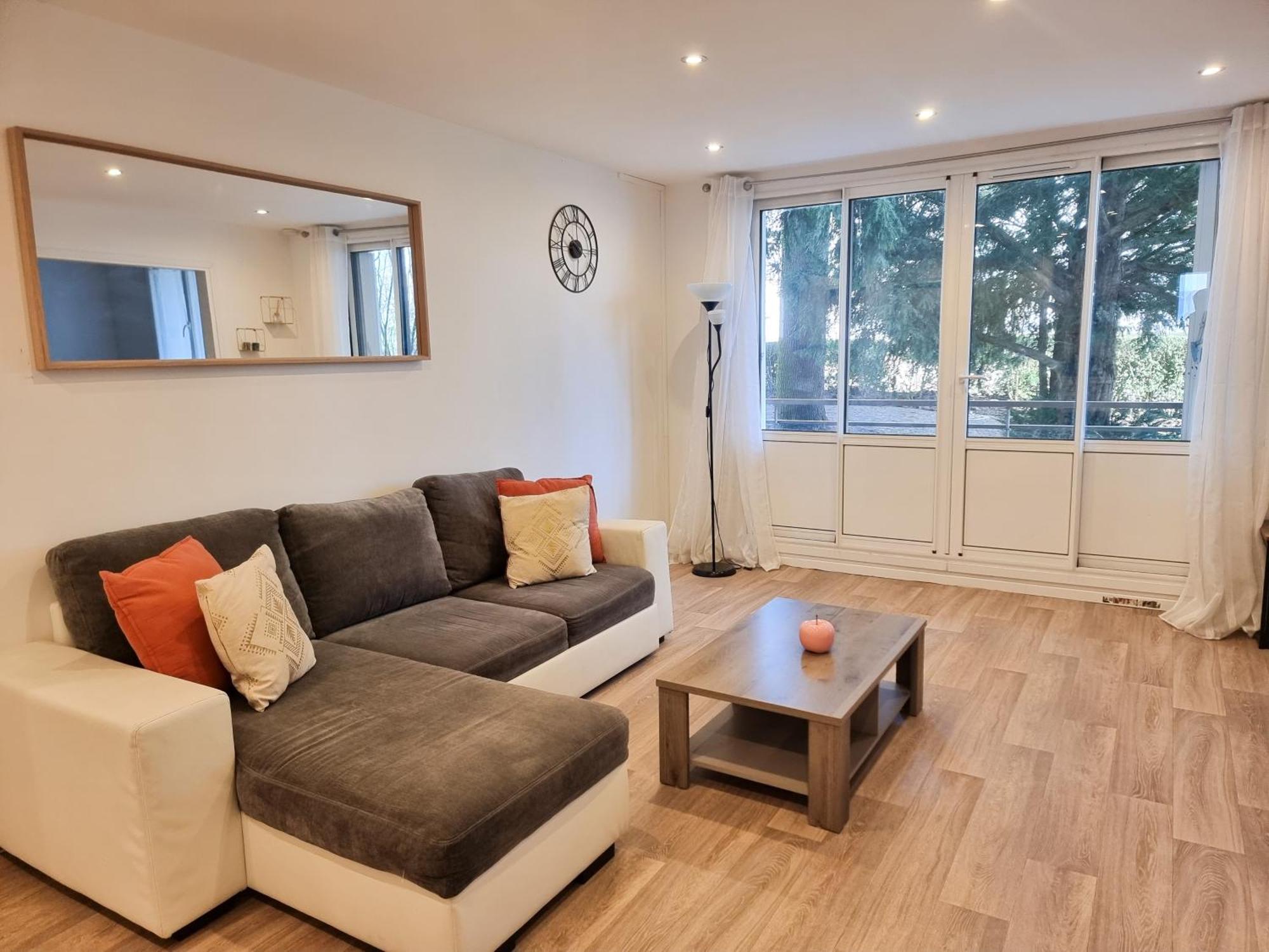 Apartment 3-4 Pieces Bois-d'Arcy (Yvelines)